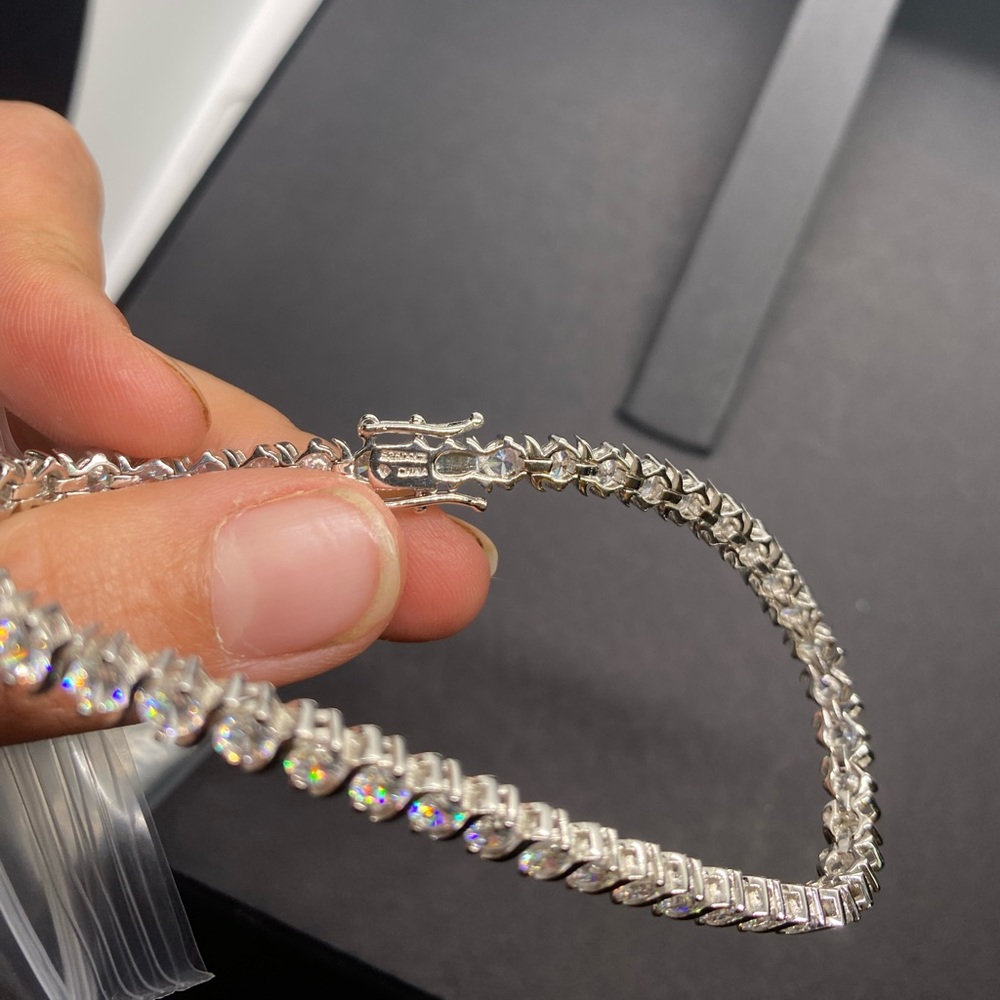 TENNIS BRACELET - Silver Bracelet with Synthetic Diamonds - Picture 15 of 17